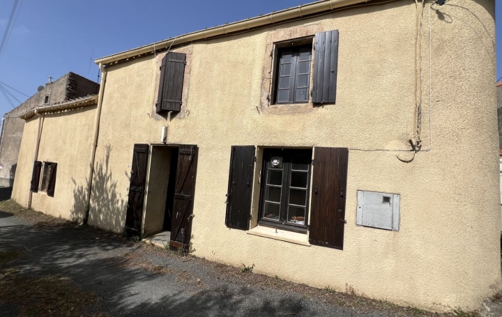 Maison de village   LA LIVINIERE  141 m2 89 000 € 